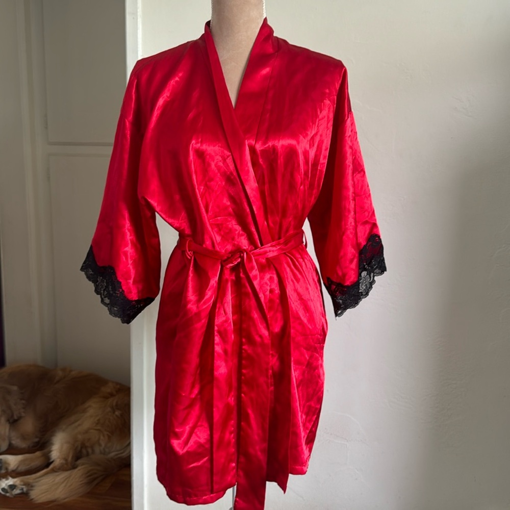 Vintage Red and Black lace silk Frederick’s of Hollywood robe